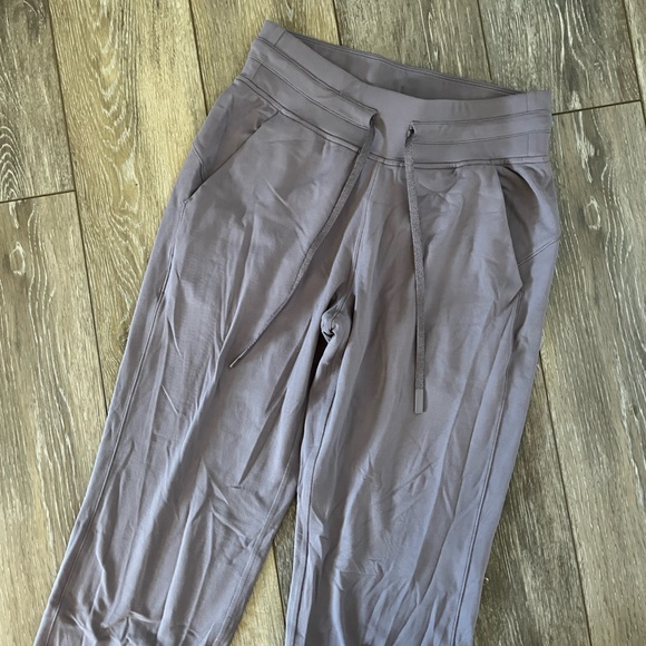 Lululemon Ready to Rulu High Rise Jogger Pants Dusky Lavender Size 4 - Picture 4 of 10